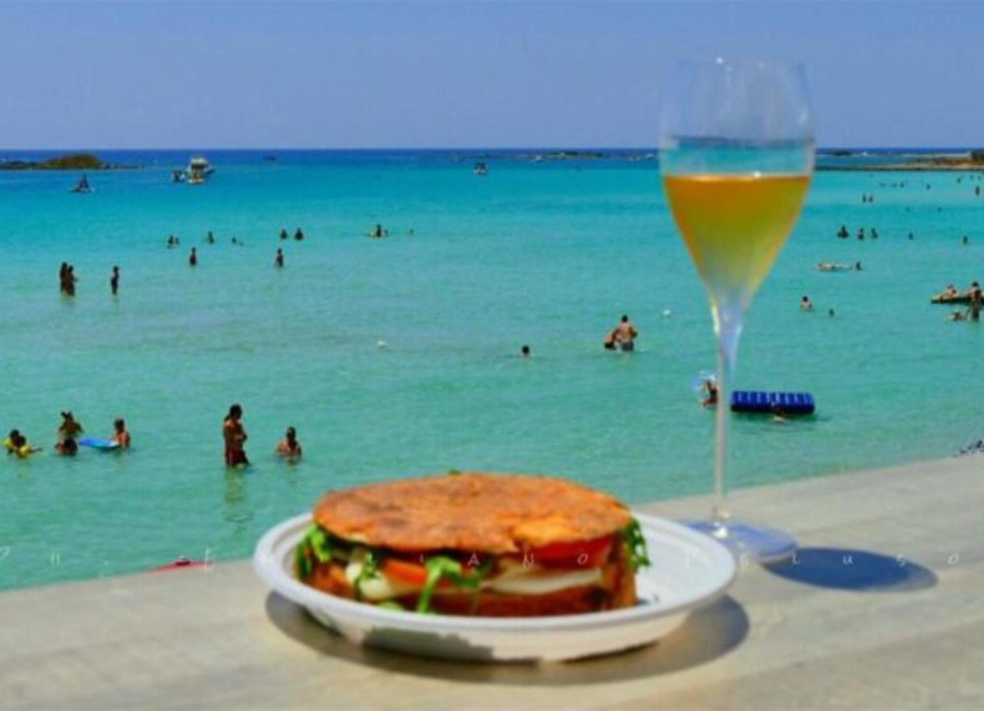 The Blue Panoramic Penthouse Villa Porto Cesareo Bagian luar foto
